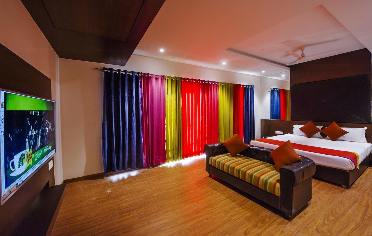 Hotel Atharva Ujjain Exterior photo