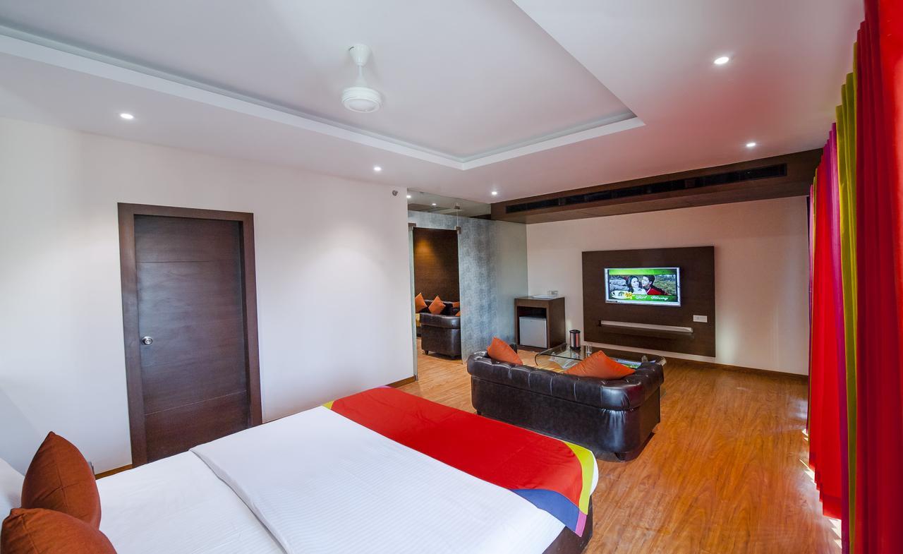 Hotel Atharva Ujjain Exterior photo