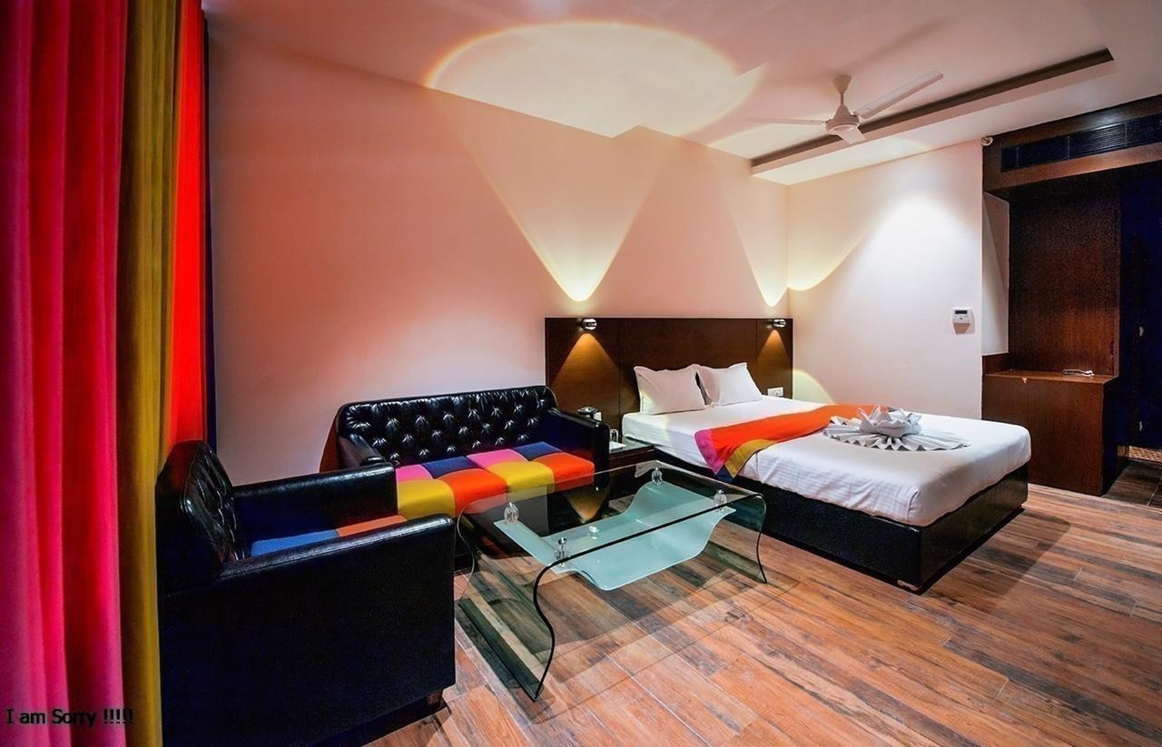 Hotel Atharva Ujjain Exterior photo