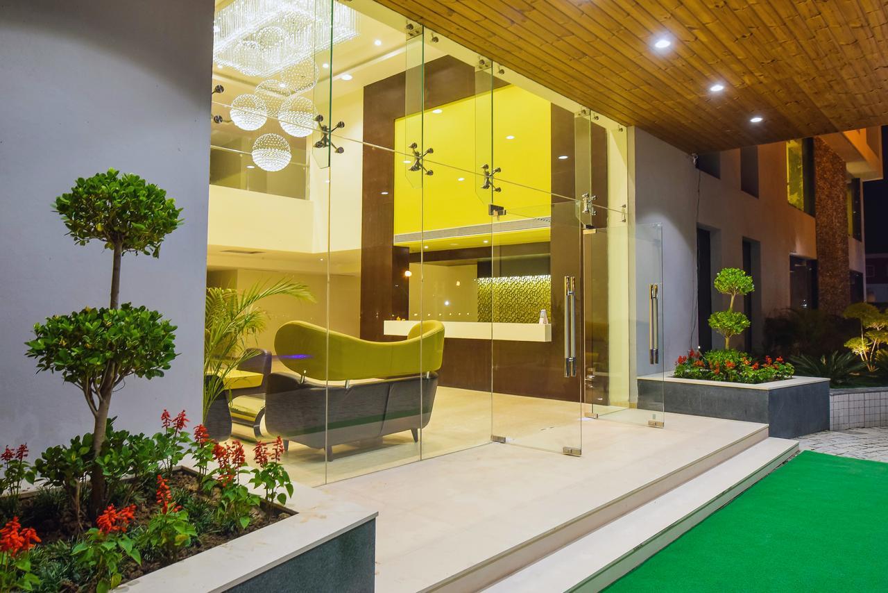 Hotel Atharva Ujjain Exterior photo